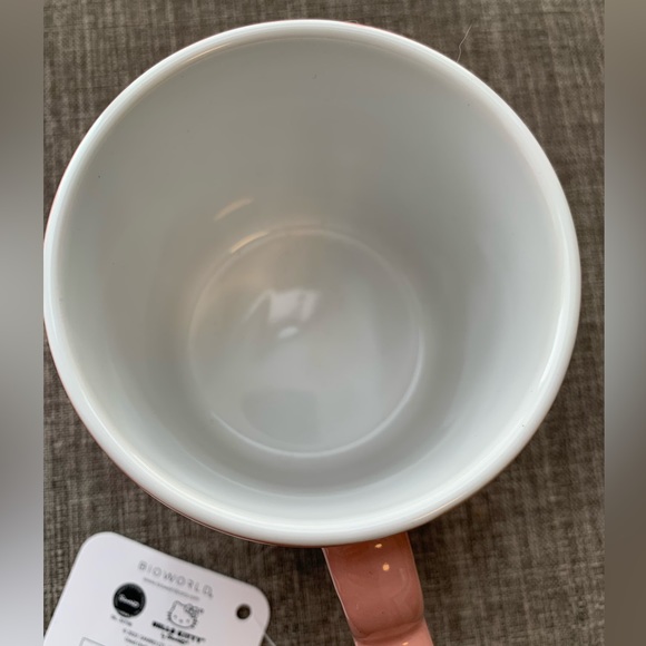 Bioworld Sanrio Hello Kitty Valentines mug - Picture 6 of 7